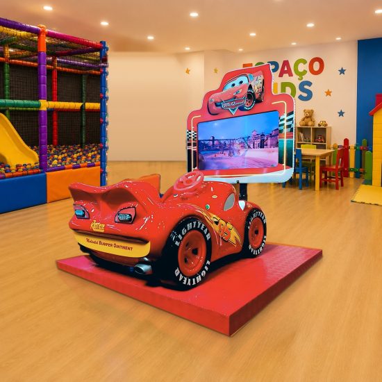 Simulador de Corrida Infantil Relâmpago McQueen - Diversões Coringa
